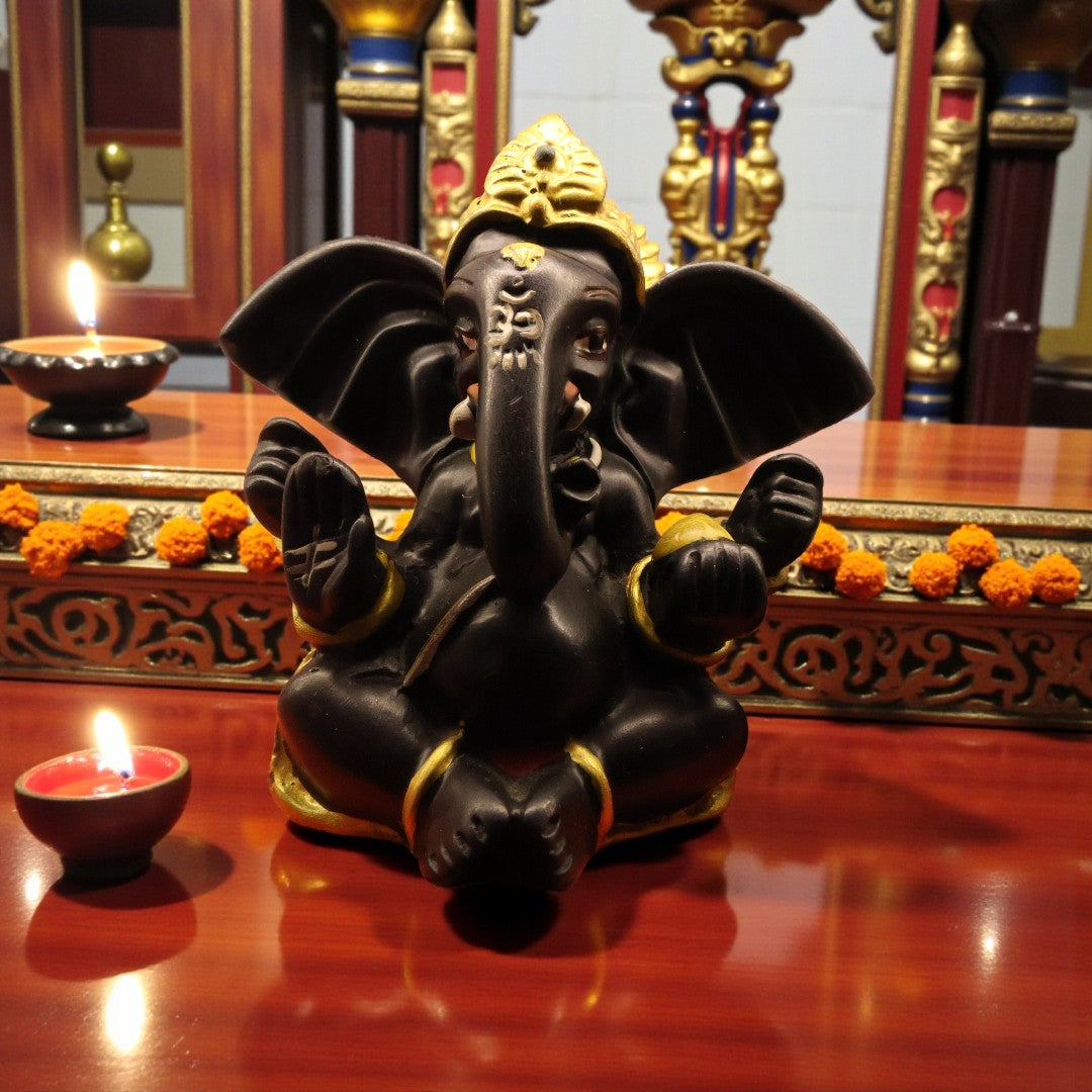 Ekdanta Ganesha idol